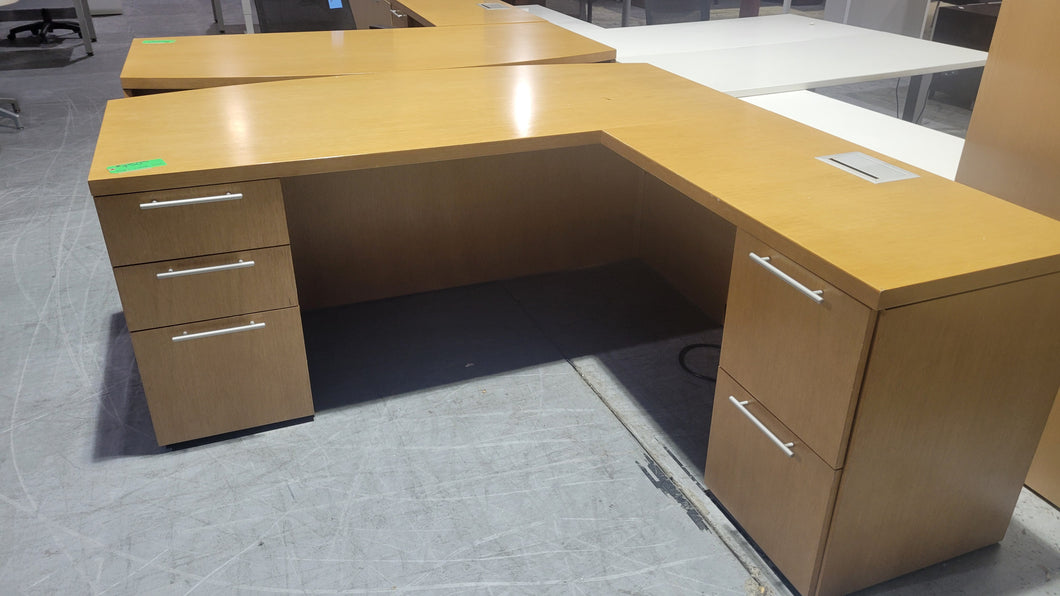 Maple L-Shape Desk