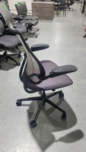 Load image into Gallery viewer, Humanscale Task Chair
