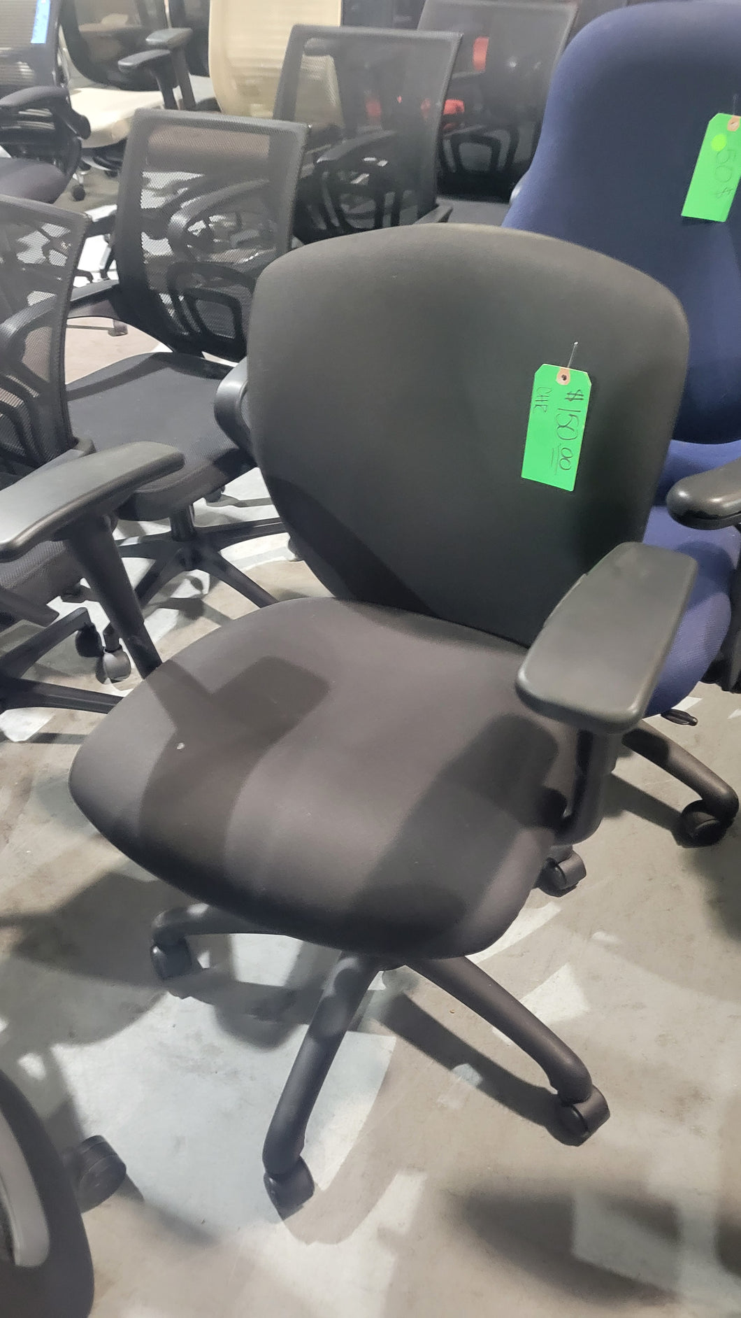 Black Fabric Task Chair