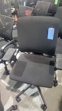 Load image into Gallery viewer, Black Fabric Task Chair
