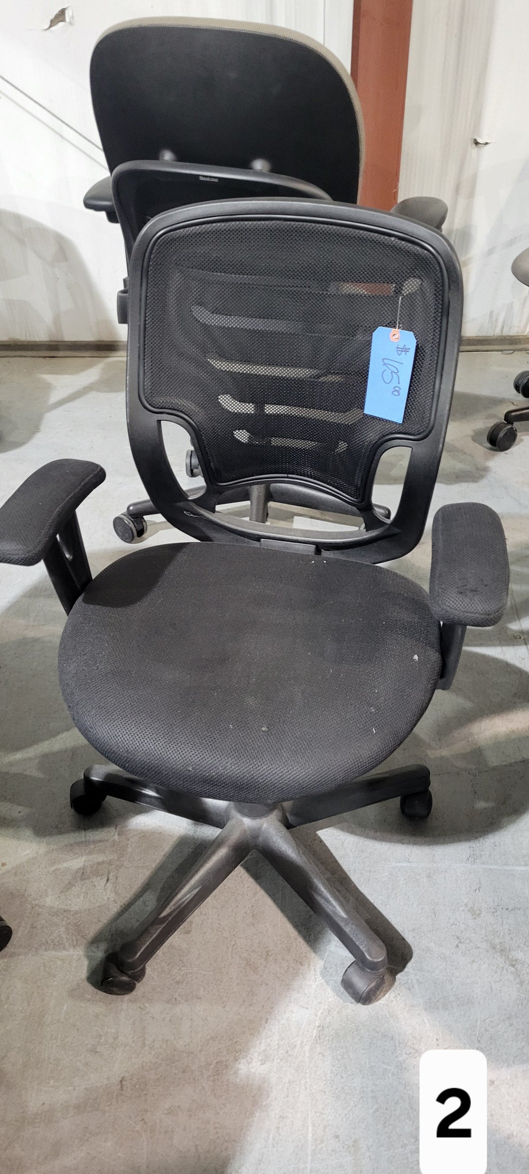 Black Mesh Back Task Chair