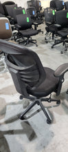 Load image into Gallery viewer, Black Mesh Back Task Chair
