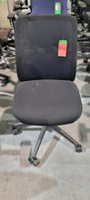 Load image into Gallery viewer, Armless Black Task Chair
