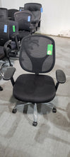 Load image into Gallery viewer, Rounded Mesh Back Black Task Chair
