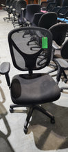 Load image into Gallery viewer, Black Mesh Back Task Chair
