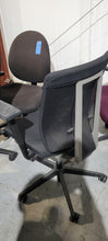 Load image into Gallery viewer, Black Square Backed Fabric Task Chair
