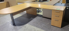 Load image into Gallery viewer, Maple P-Top Desk
