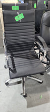 Load image into Gallery viewer, Black Ribbed Conference Chair
