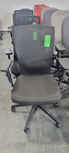 Black Mesh Back Task Chair