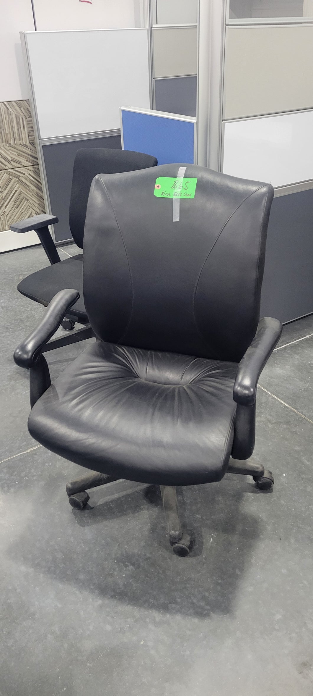 Black Executive Task Chair