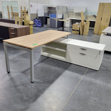 Load image into Gallery viewer, Elements 6 x 6 L-Shape with Low Credenza in Aspen and White
