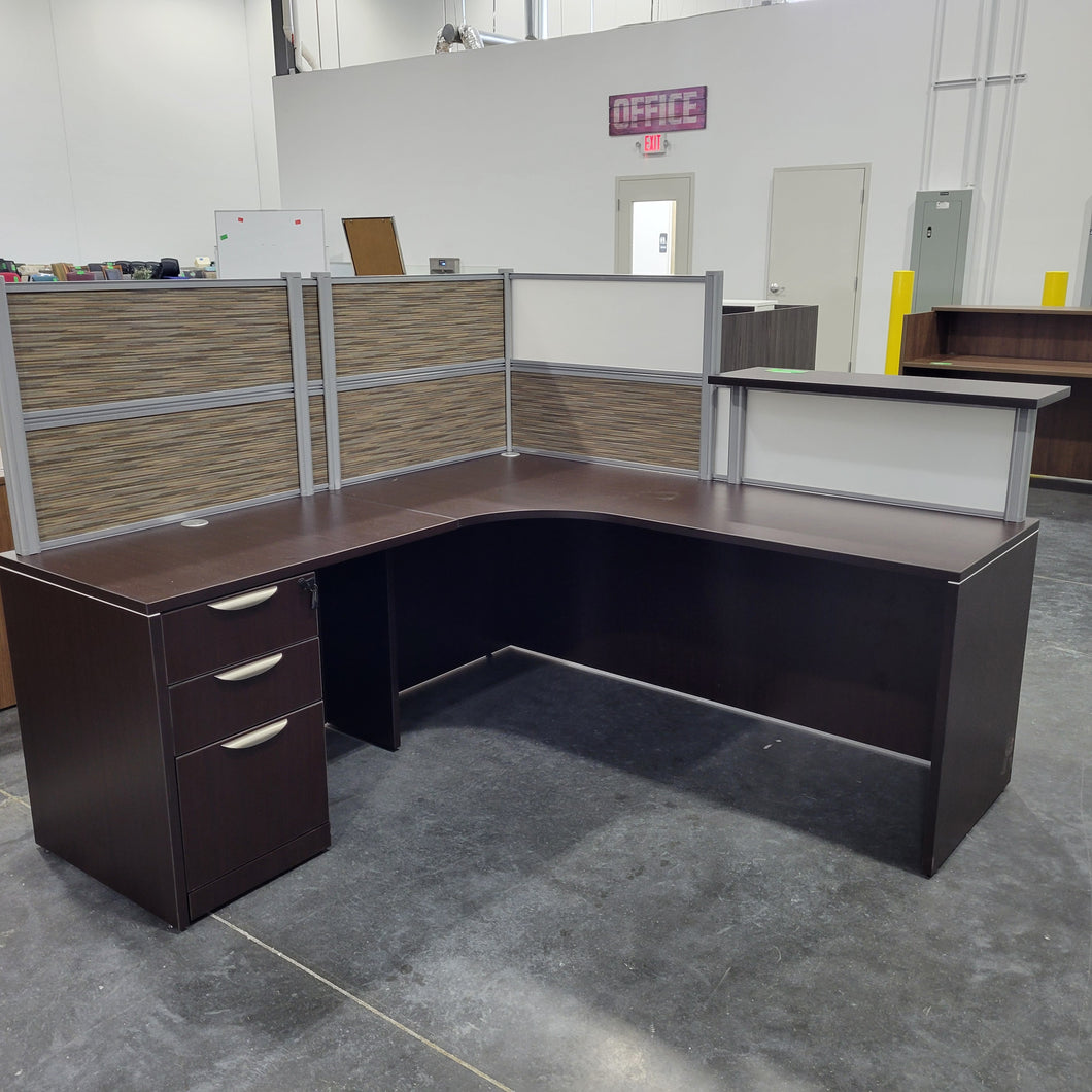 6 x 6 Reception Desk with Single Pedestal