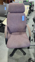 Load image into Gallery viewer, As-Is Burgandy Fabric Task Chair
