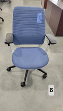 Load image into Gallery viewer, Steelcase Series 2 Task Chair
