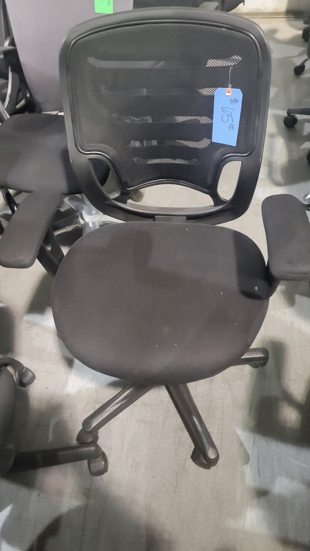 Black Mesh Back Task Chair