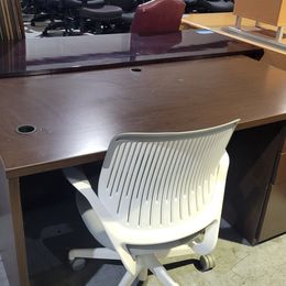 Mahogany Single Pedestal Desk