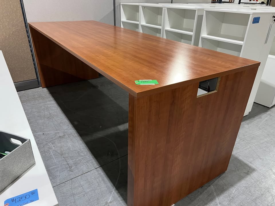 10' x 42