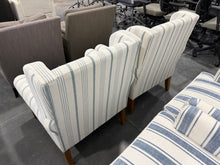 Load image into Gallery viewer, Teal Club Chair
