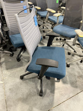 Load image into Gallery viewer, Blue Seat Grey Mesh Task Chair
