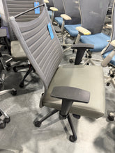 Load image into Gallery viewer, Grey Mesh Back Task Chair
