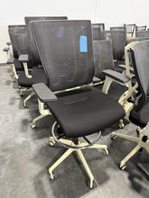 Load image into Gallery viewer, Clear Design Stool
