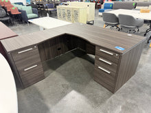 Load image into Gallery viewer, Gray Corporate Design L-Shape Desk
