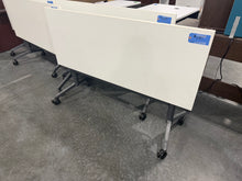 Load image into Gallery viewer, 5 x 2 Flip Top Table
