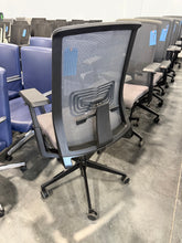 Load image into Gallery viewer, Haworth Very Task Chair
