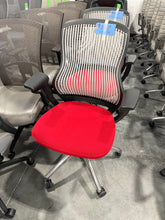 Load image into Gallery viewer, Knoll Re-Generation Task Chair
